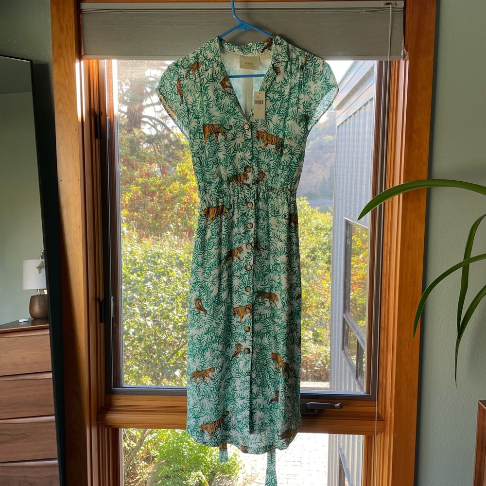 Maeve shirt dress tiger print size 4